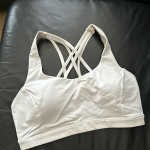 Lululemon Free to be Serene sports bra